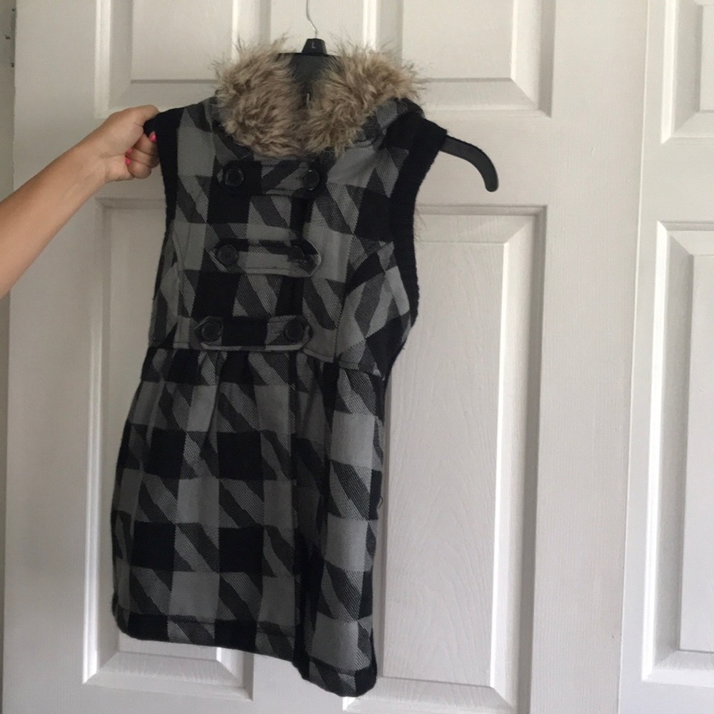 Bongo sweater vest